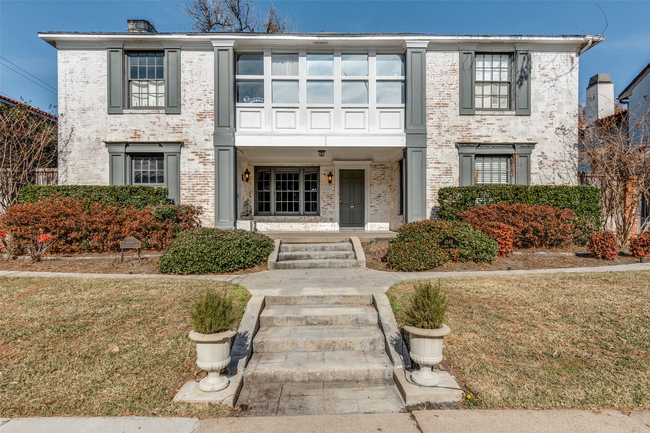 4548 Fairway Avenue