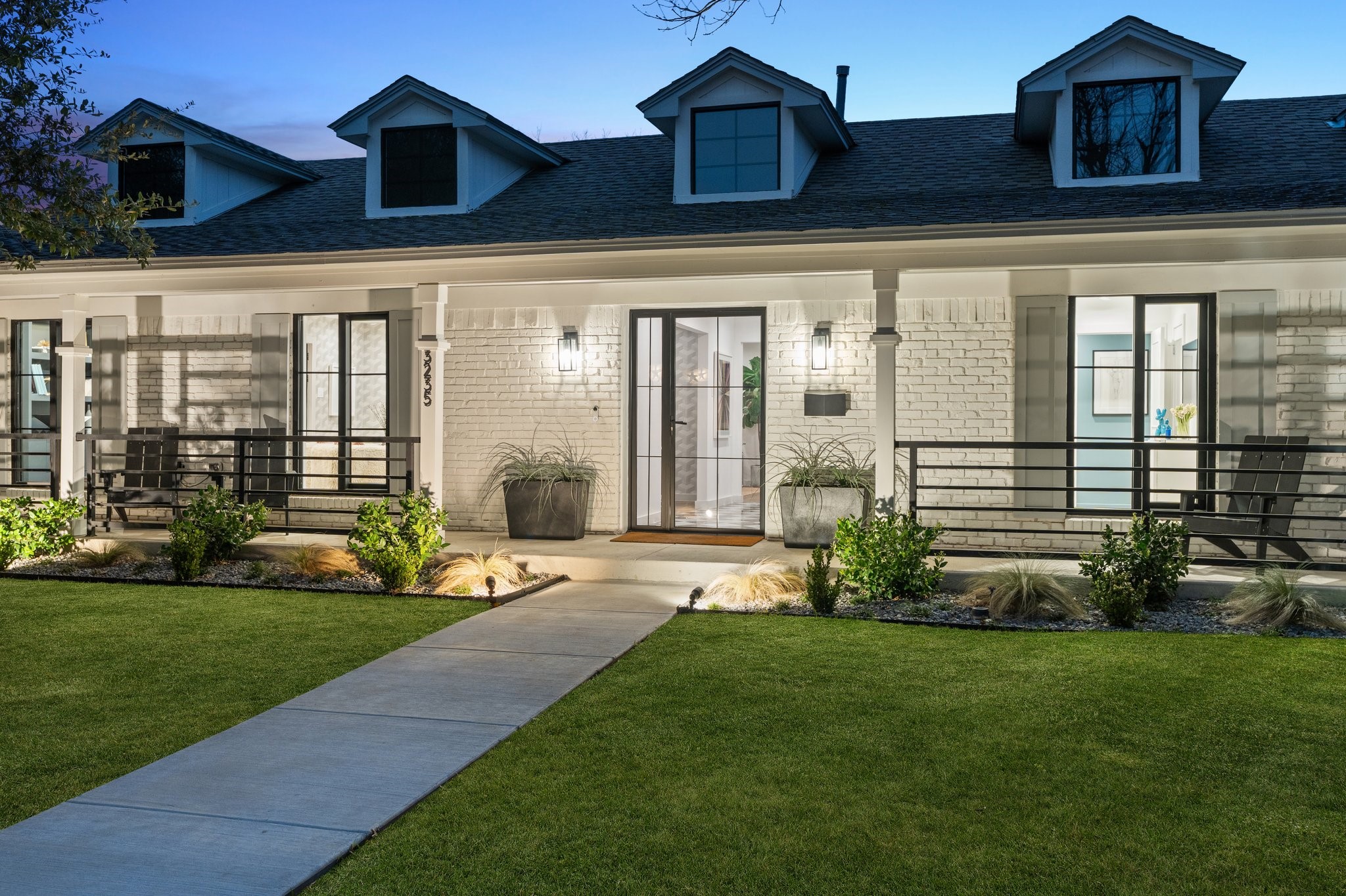 3235 Princess Lane