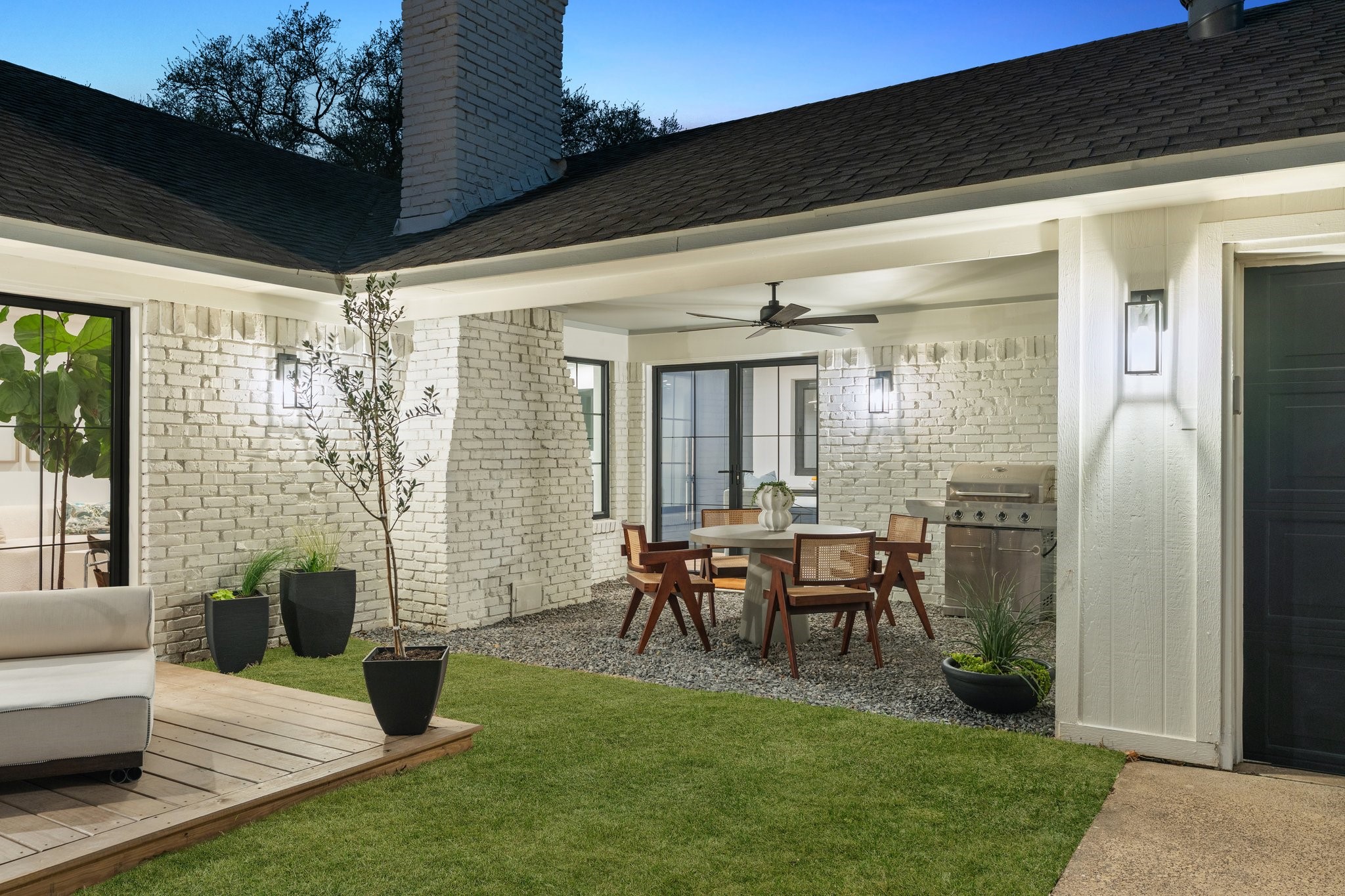 3235 Princess Lane
