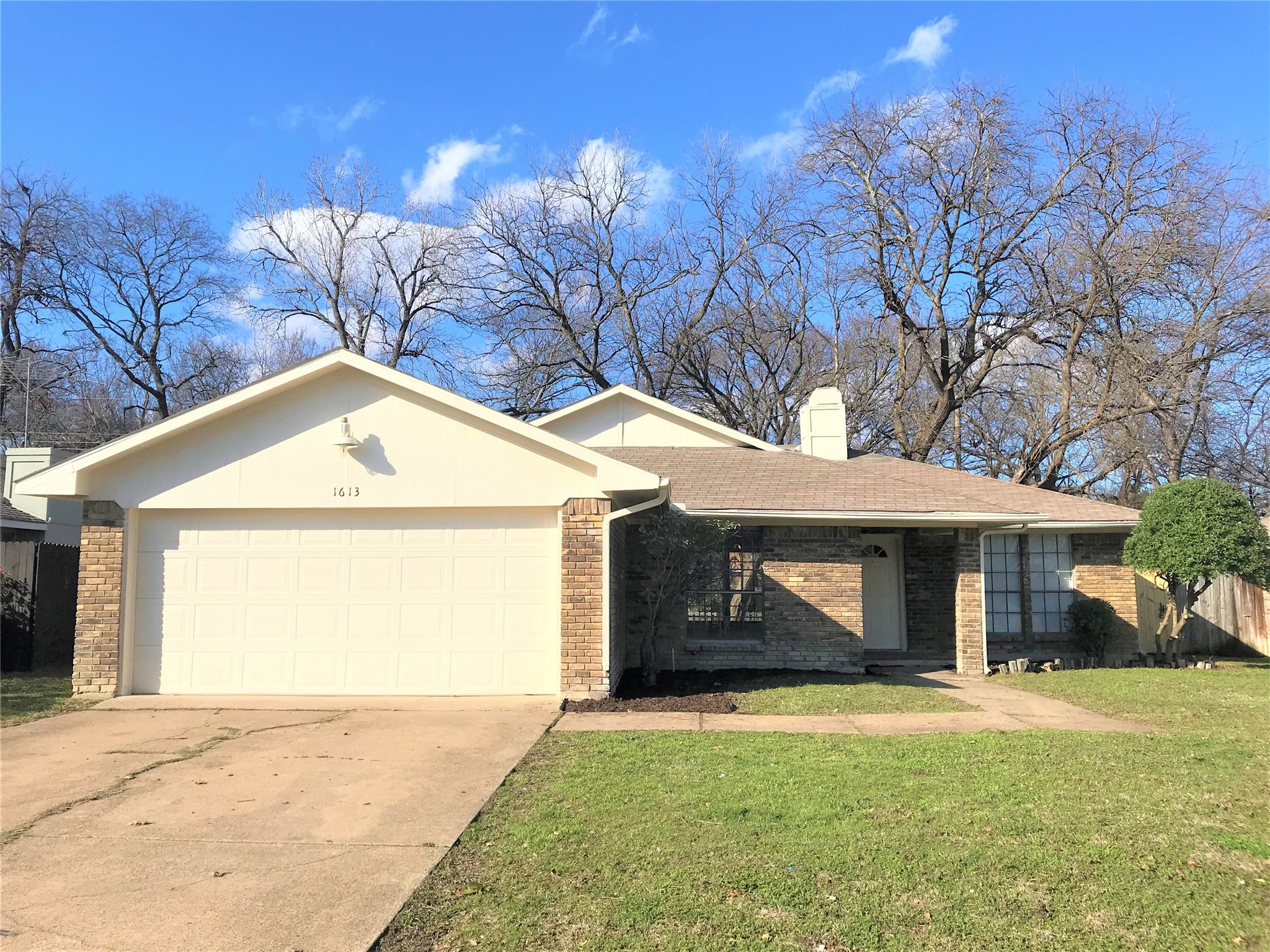 1613 Jasmine Lane