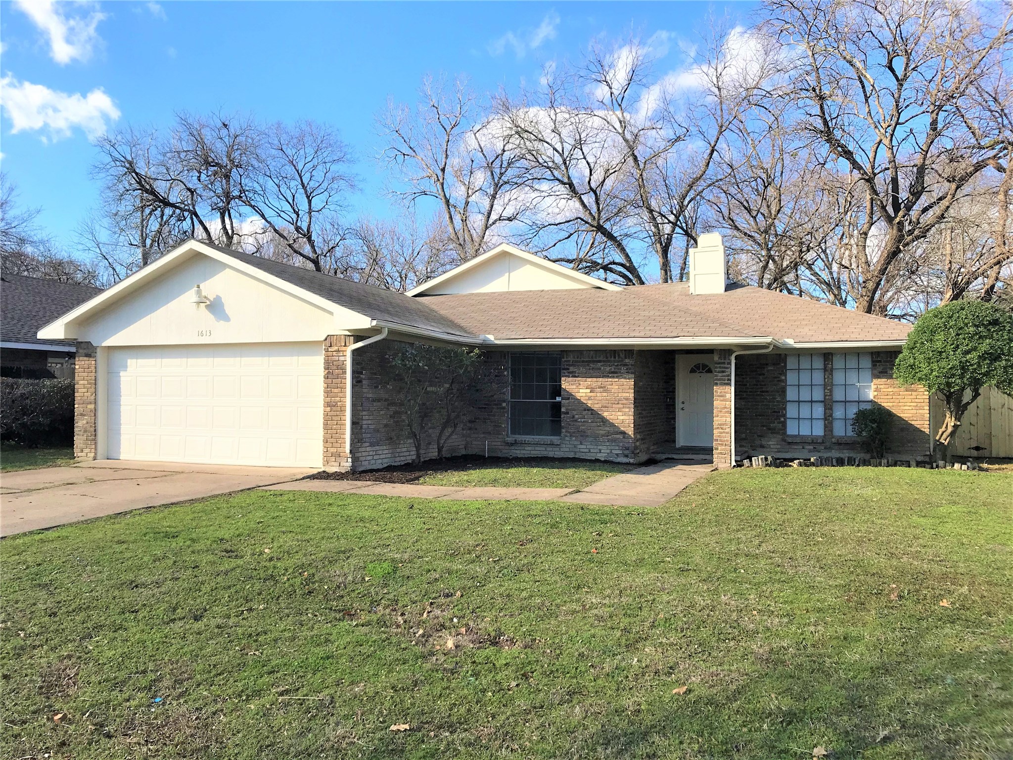 1613 Jasmine Lane