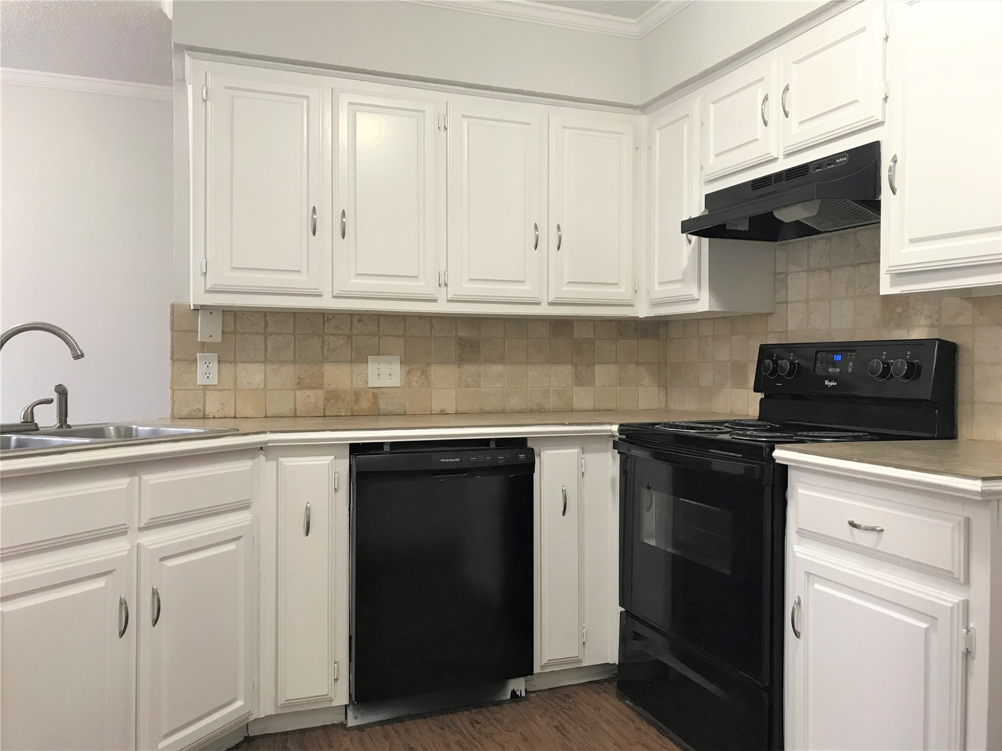 1613 Jasmine Lane