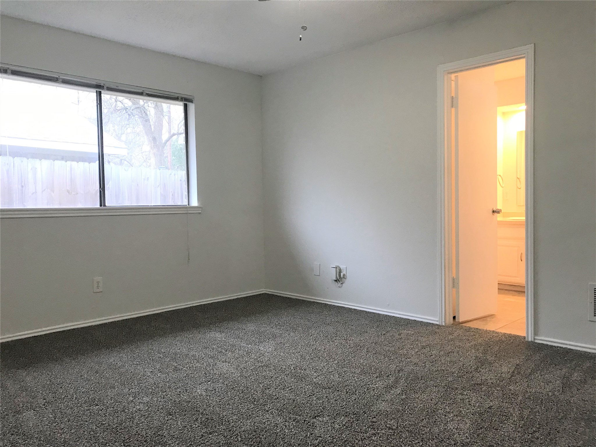1613 Jasmine Lane