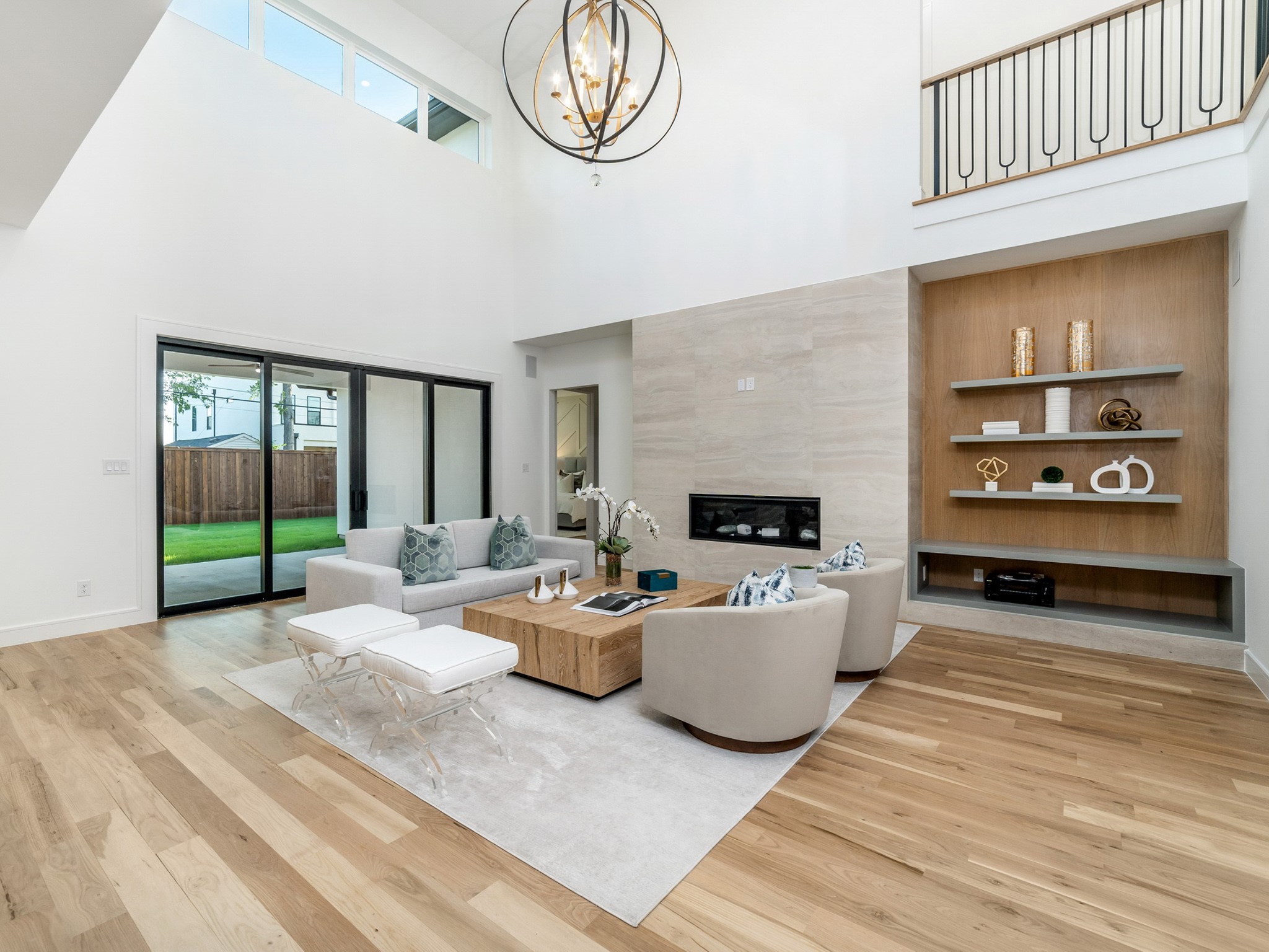 3752 Bolivar Drive