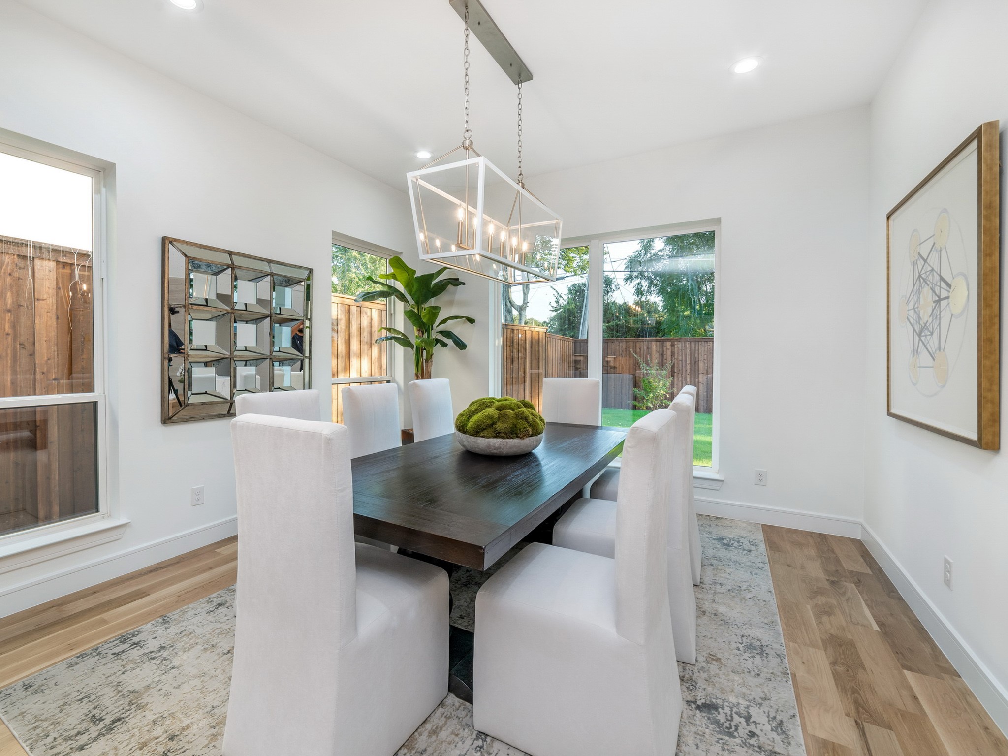 3752 Bolivar Drive