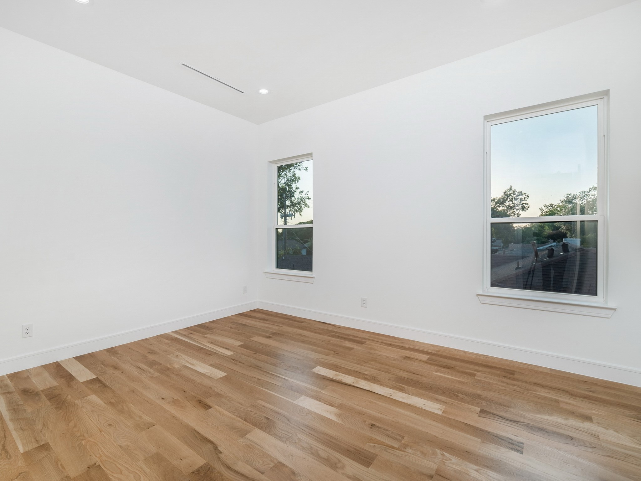 3752 Bolivar Drive