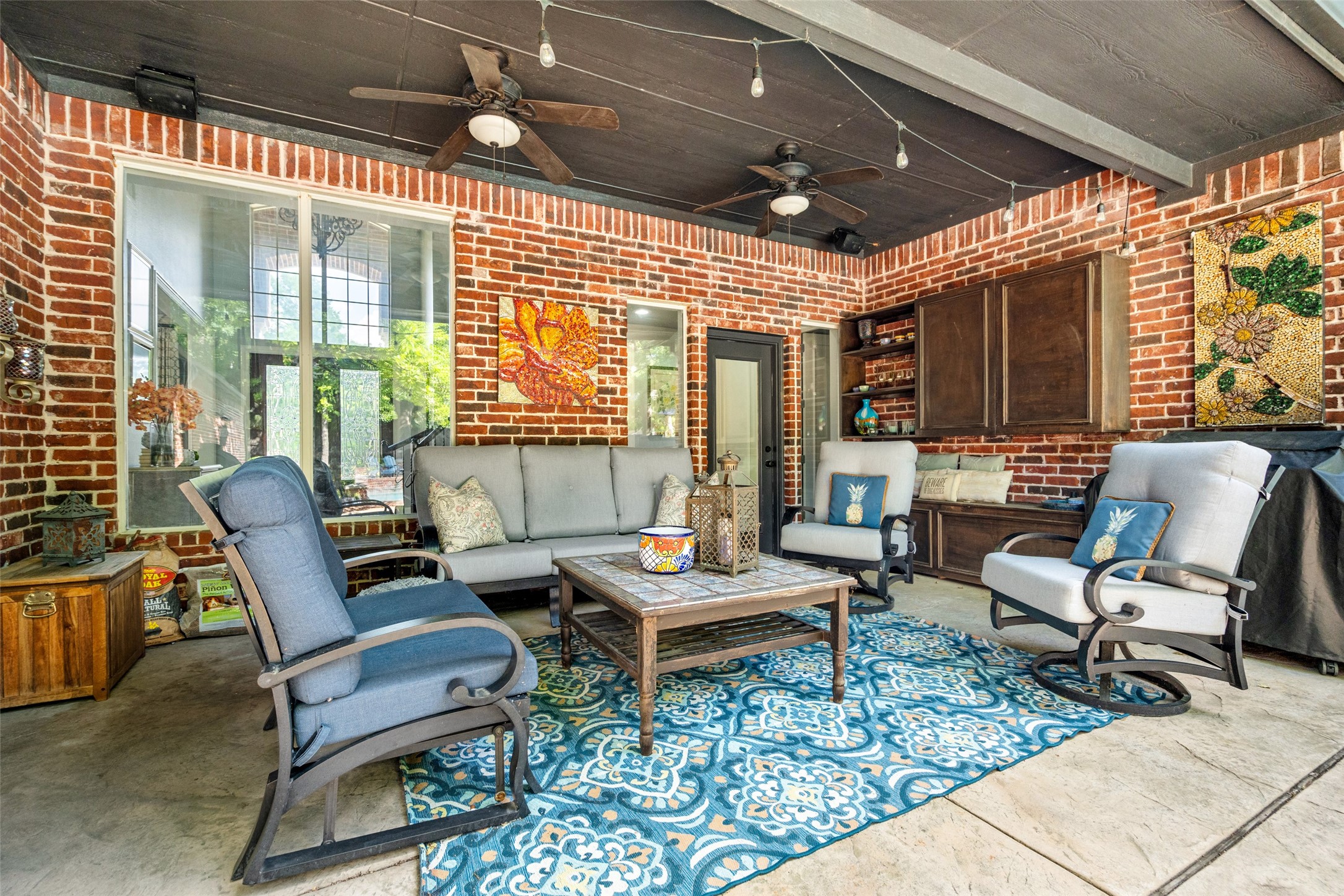 903 Crescent Drive