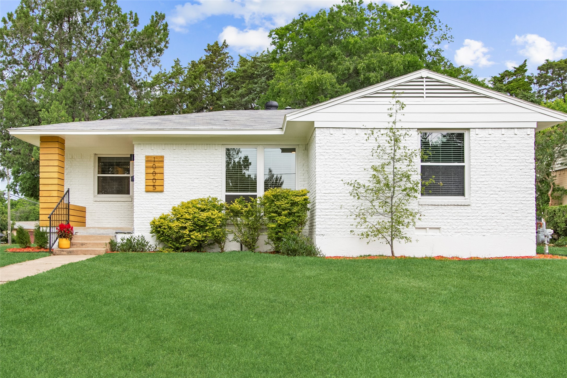 10005 Newcombe Drive