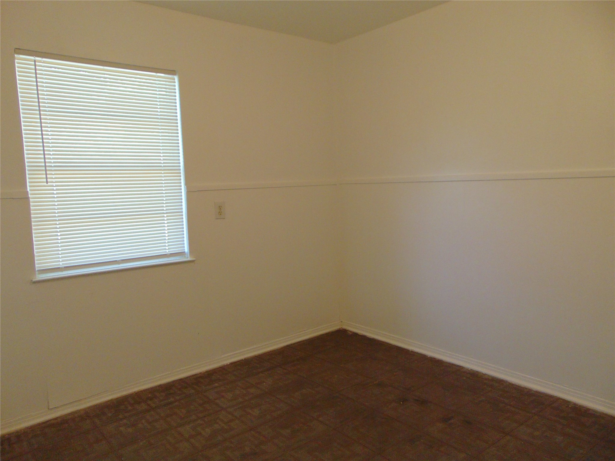 738 Oak Drive