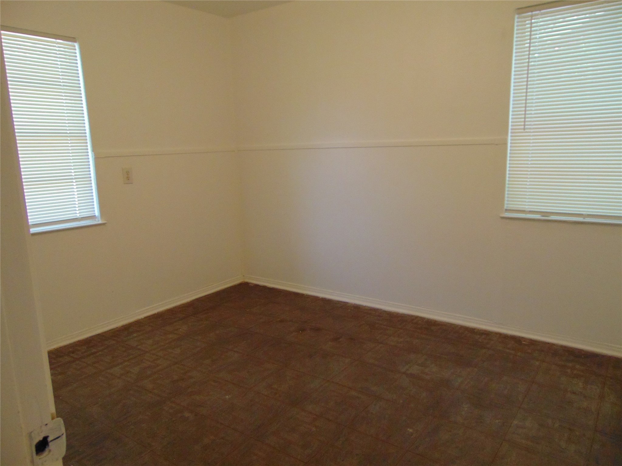 738 Oak Drive