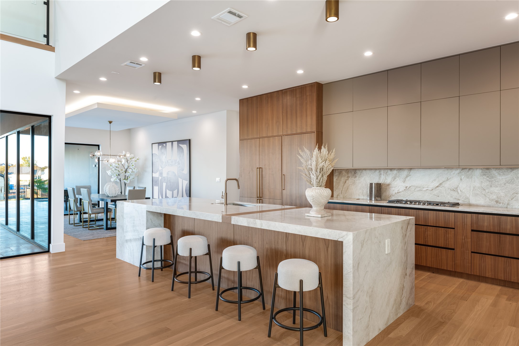316 Longview Place