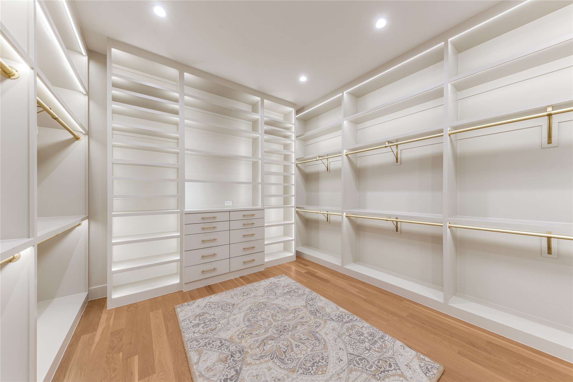 316 Longview Place