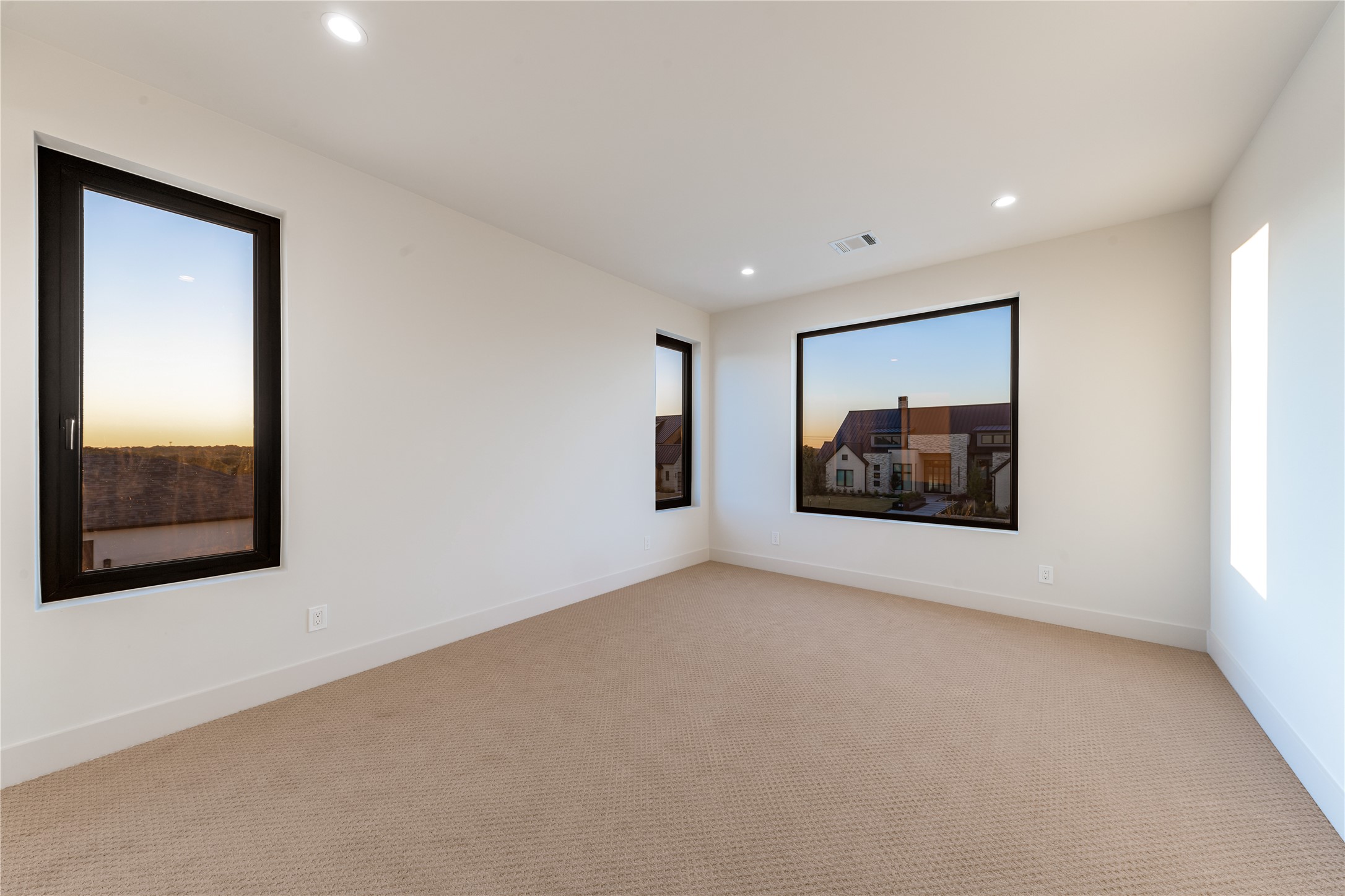 316 Longview Place