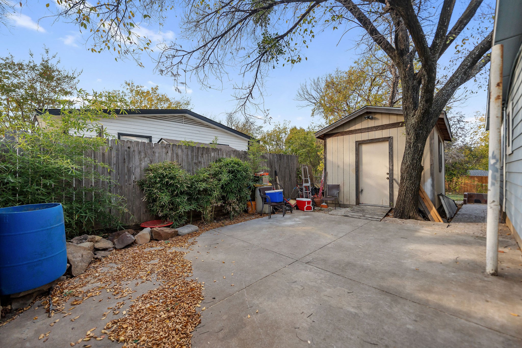 1202 W Strong Parkway