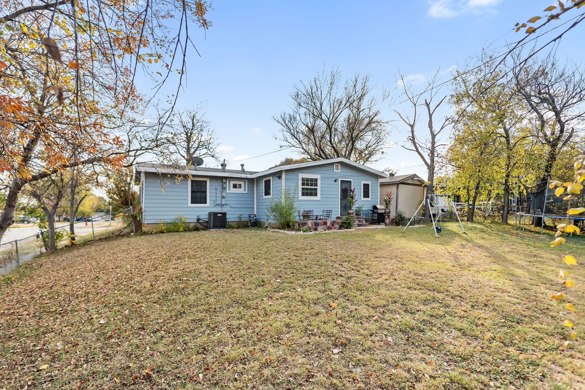 1202 W Strong Parkway