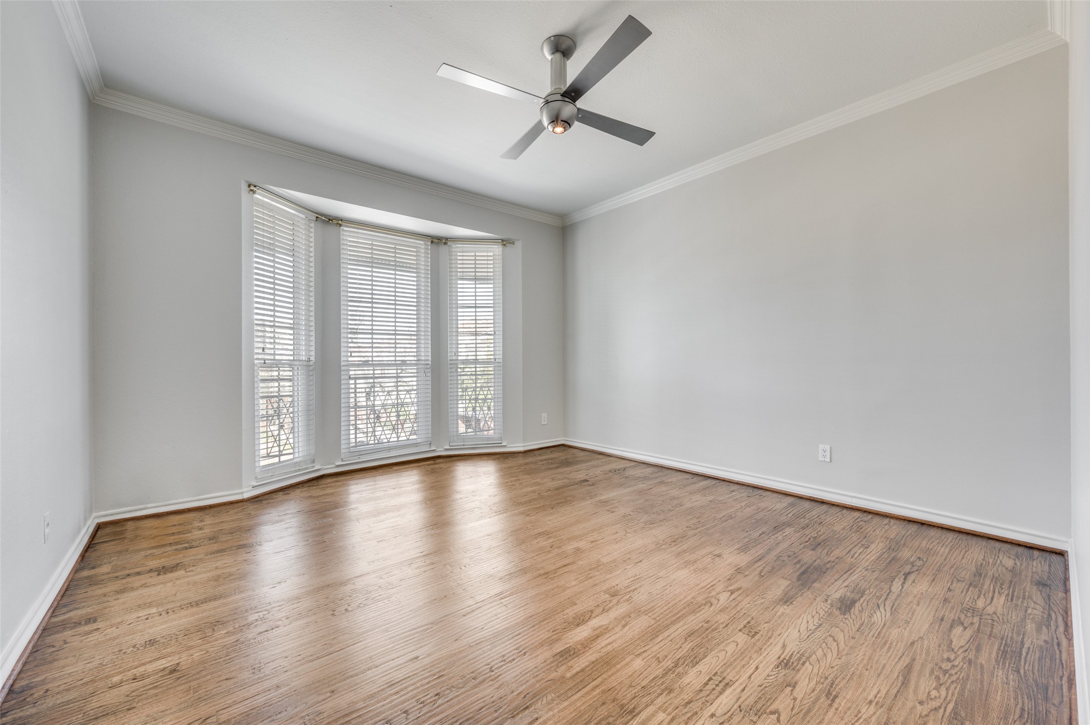 3208 Cole Avenue 2301