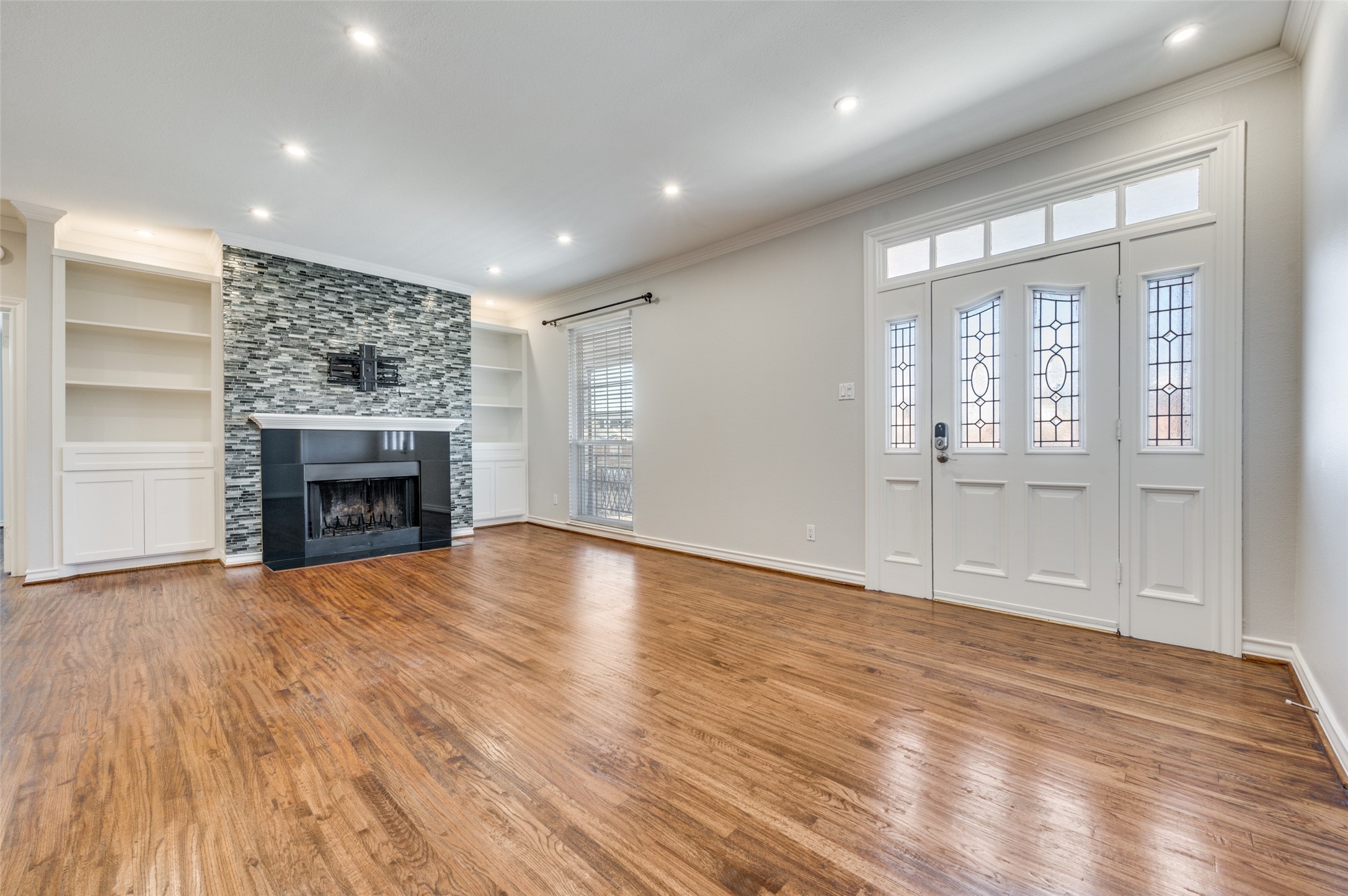 3208 Cole Avenue 2301