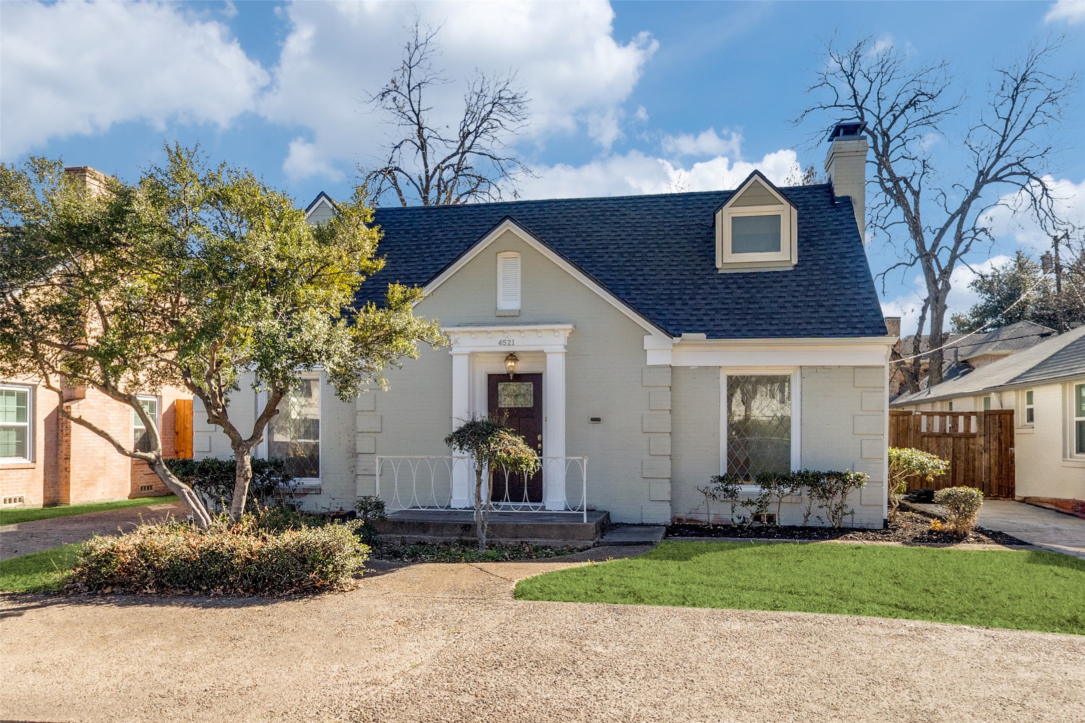 4521 Mockingbird Lane