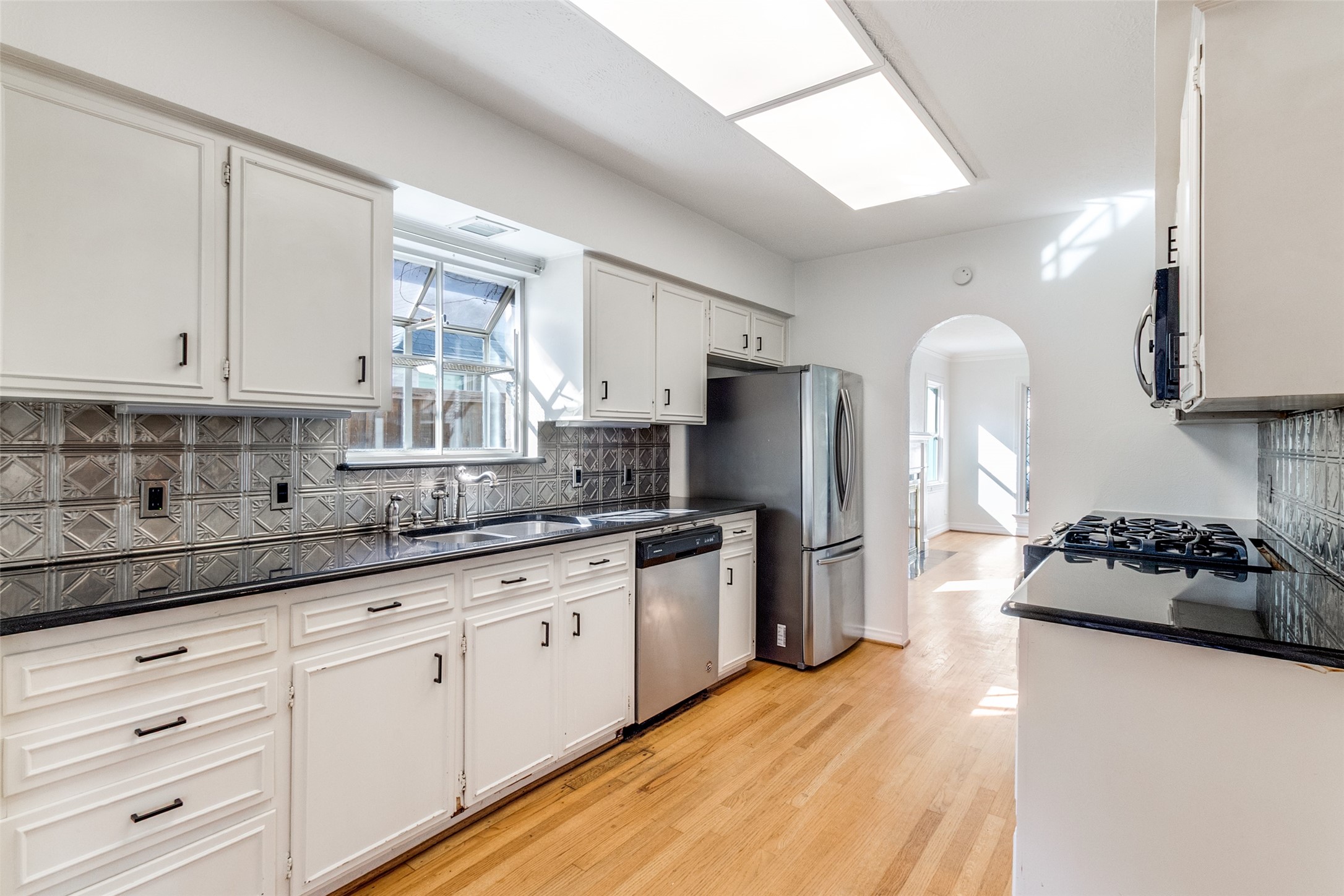 4521 Mockingbird Lane