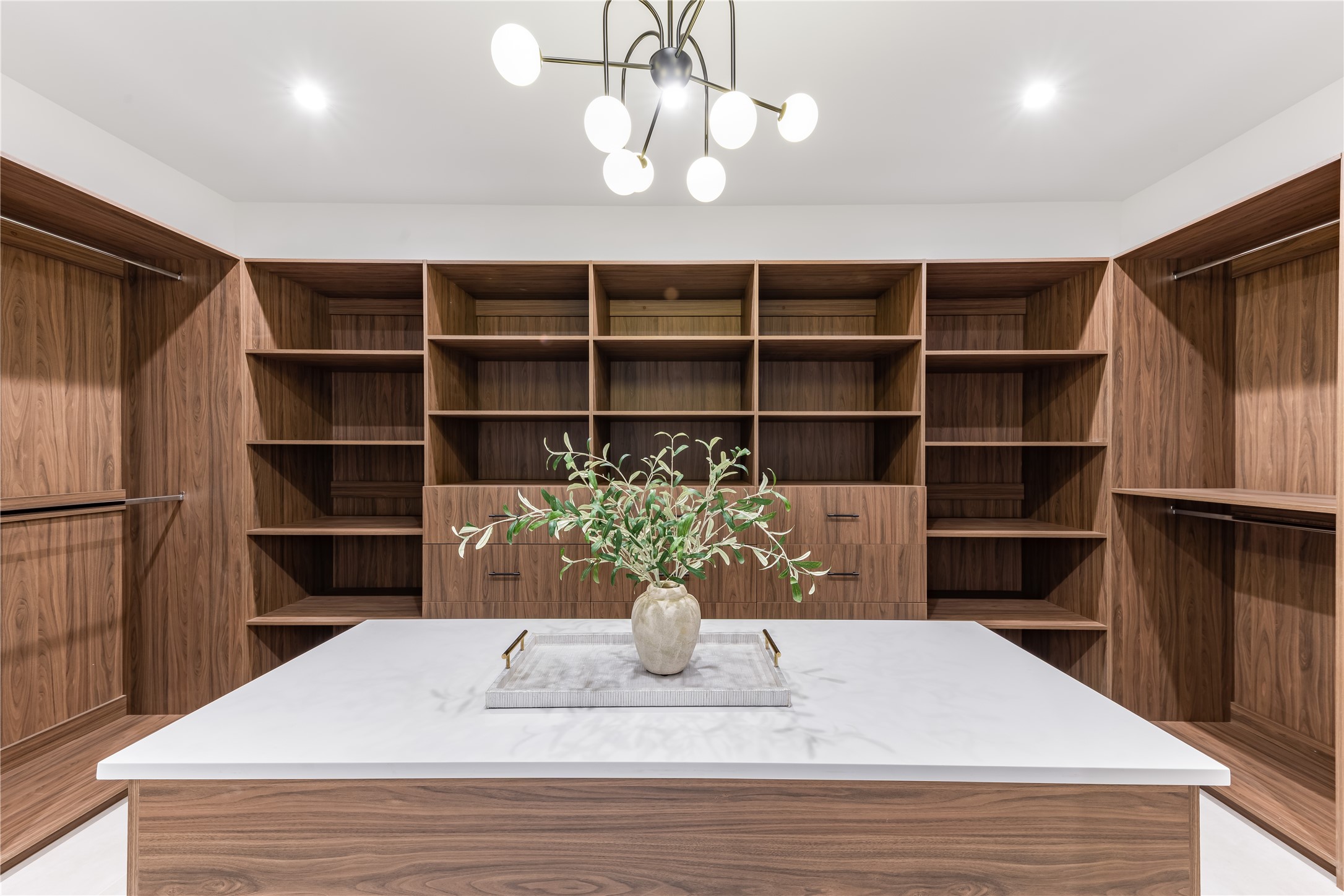 229 Sunset Point Trail