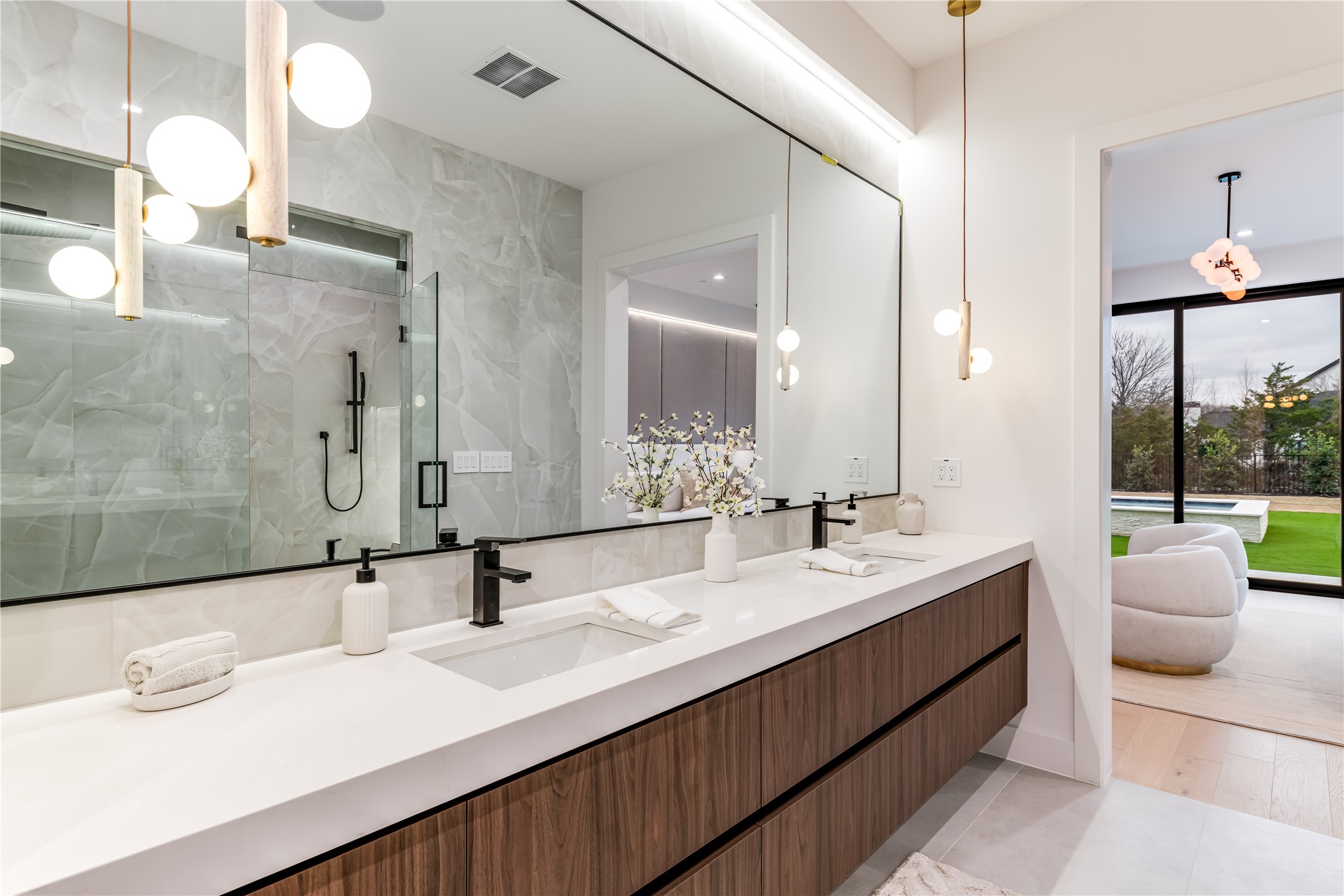 229 Sunset Point Trail