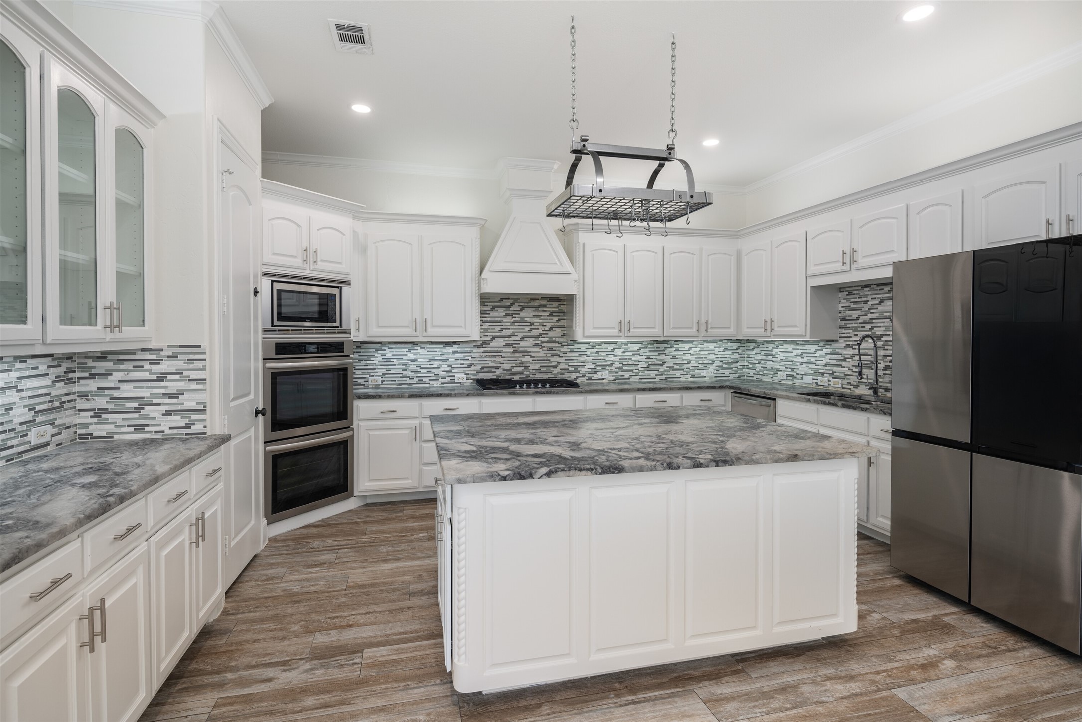 3871 Venetian Way