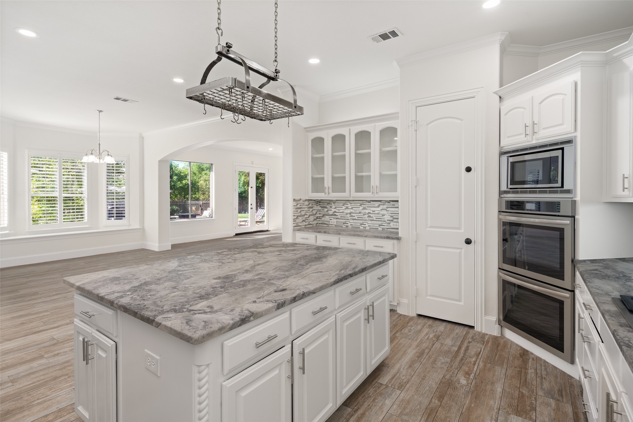 3871 Venetian Way