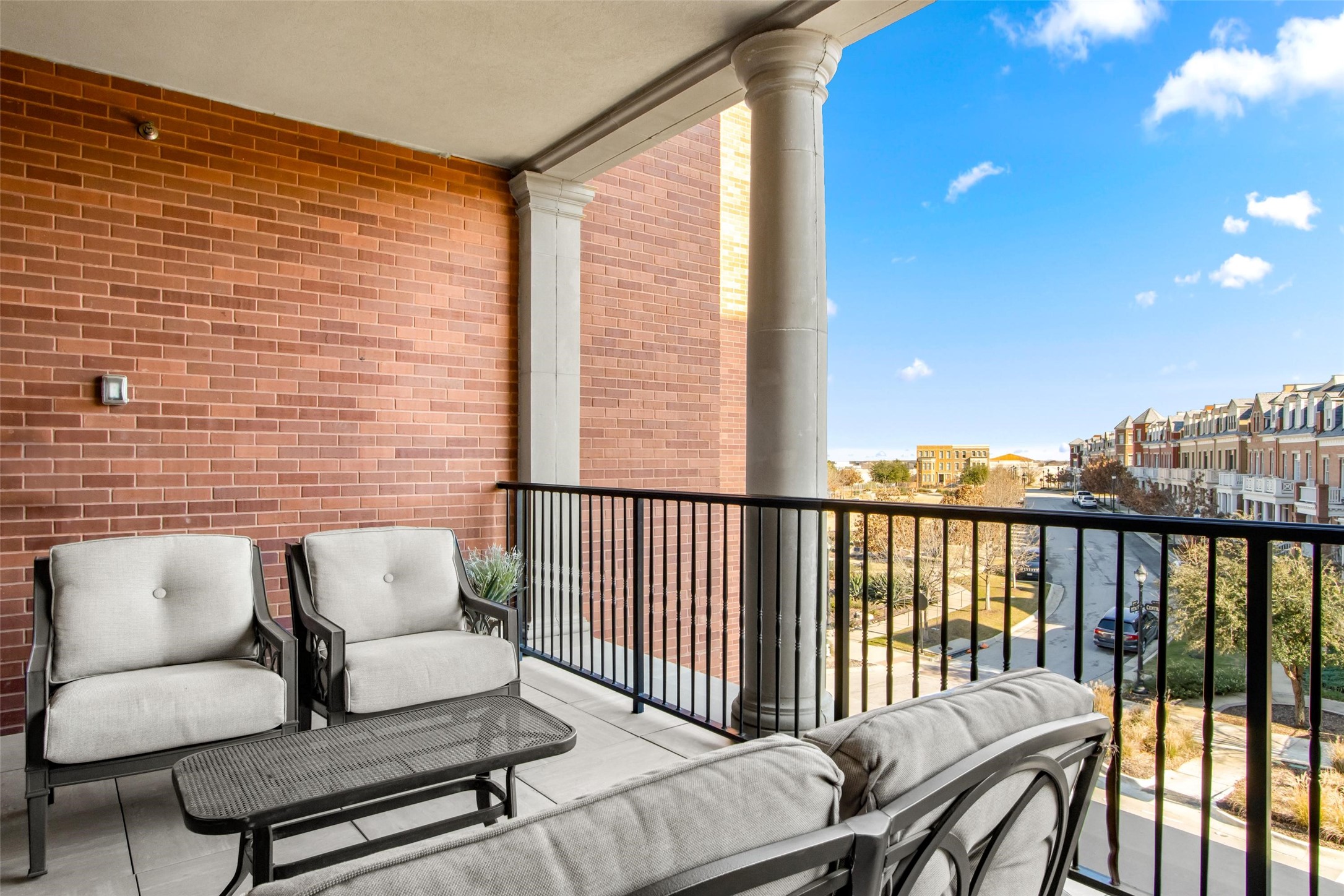 350 Central Avenue 306