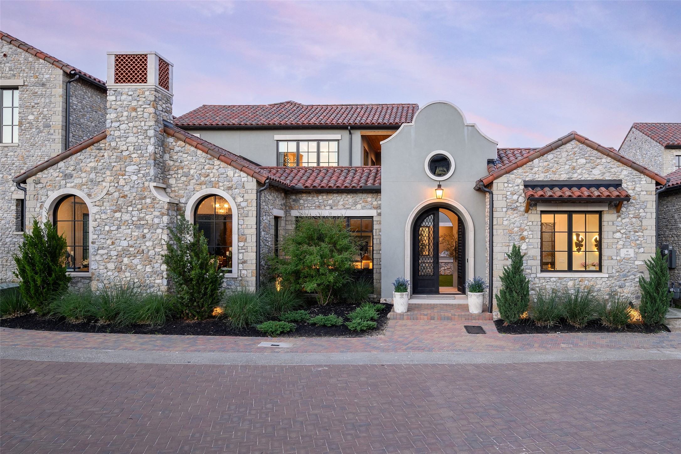 44 Cardona Drive