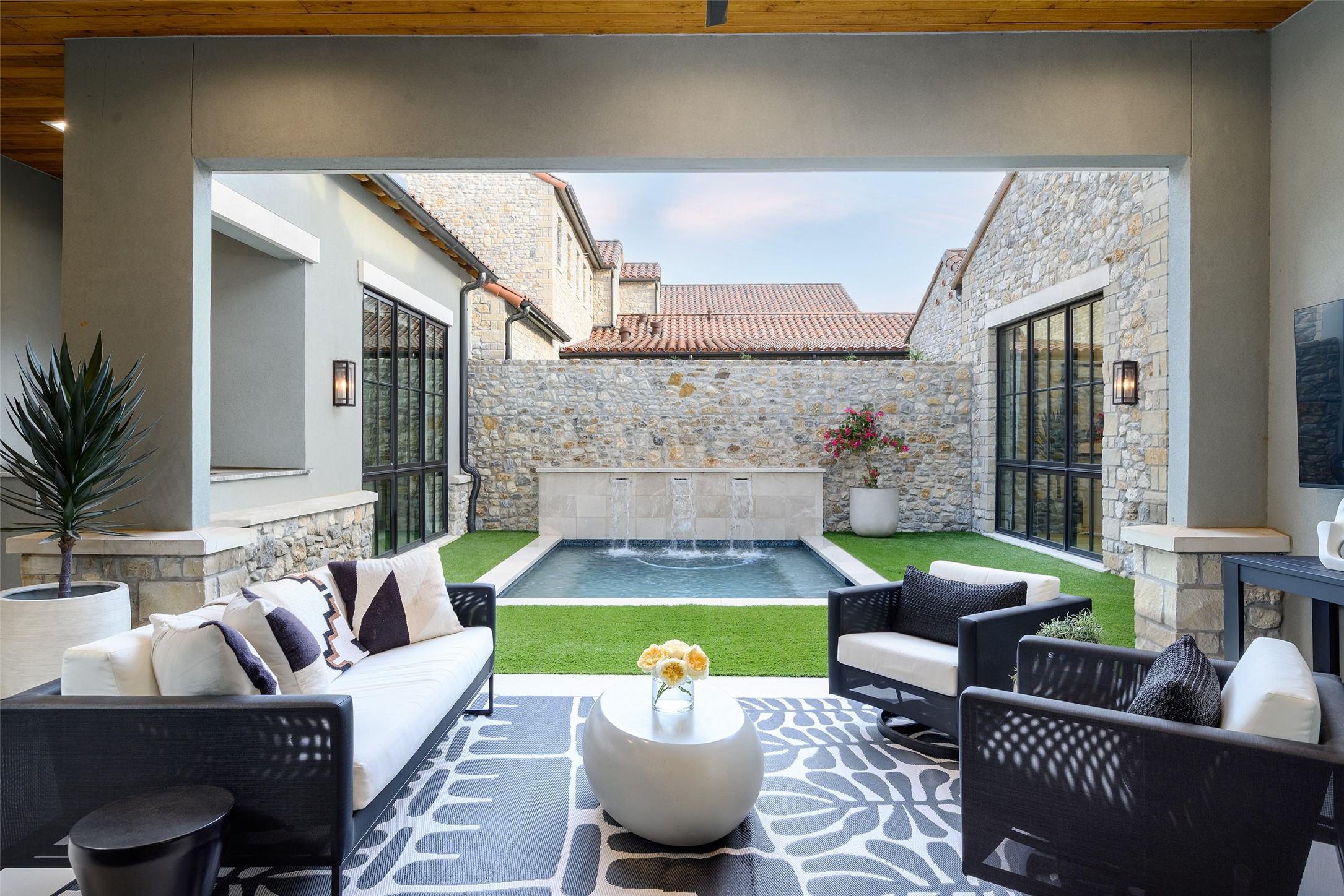 44 Cardona Drive