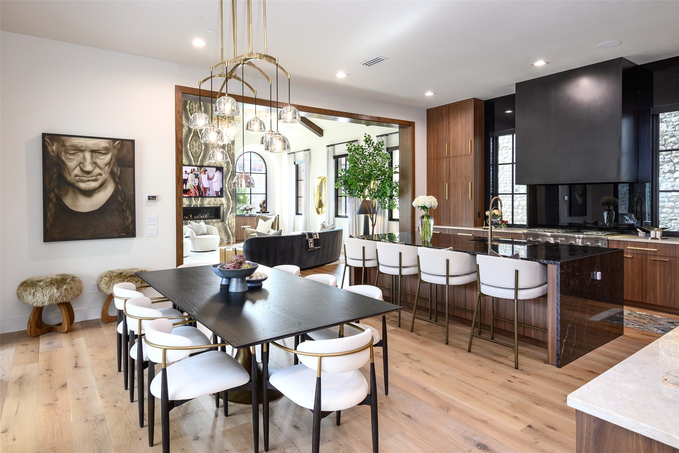 44 Cardona Drive
