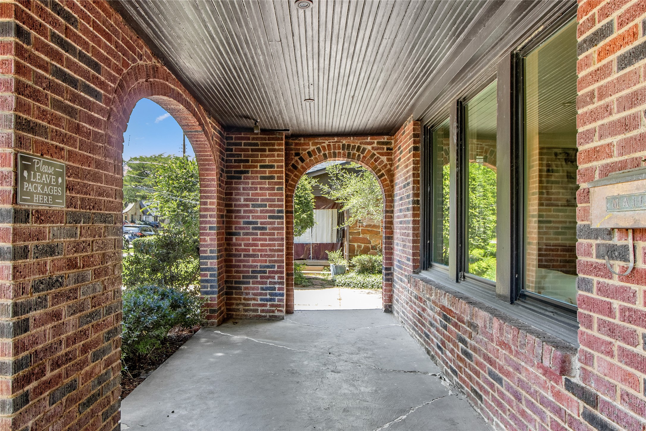 5222 Bradford Drive