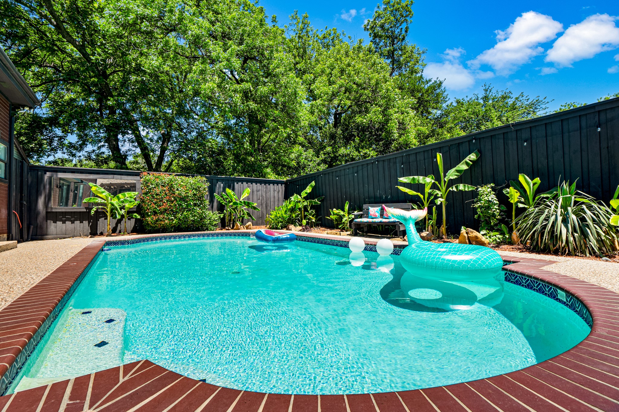 5222 Bradford Drive