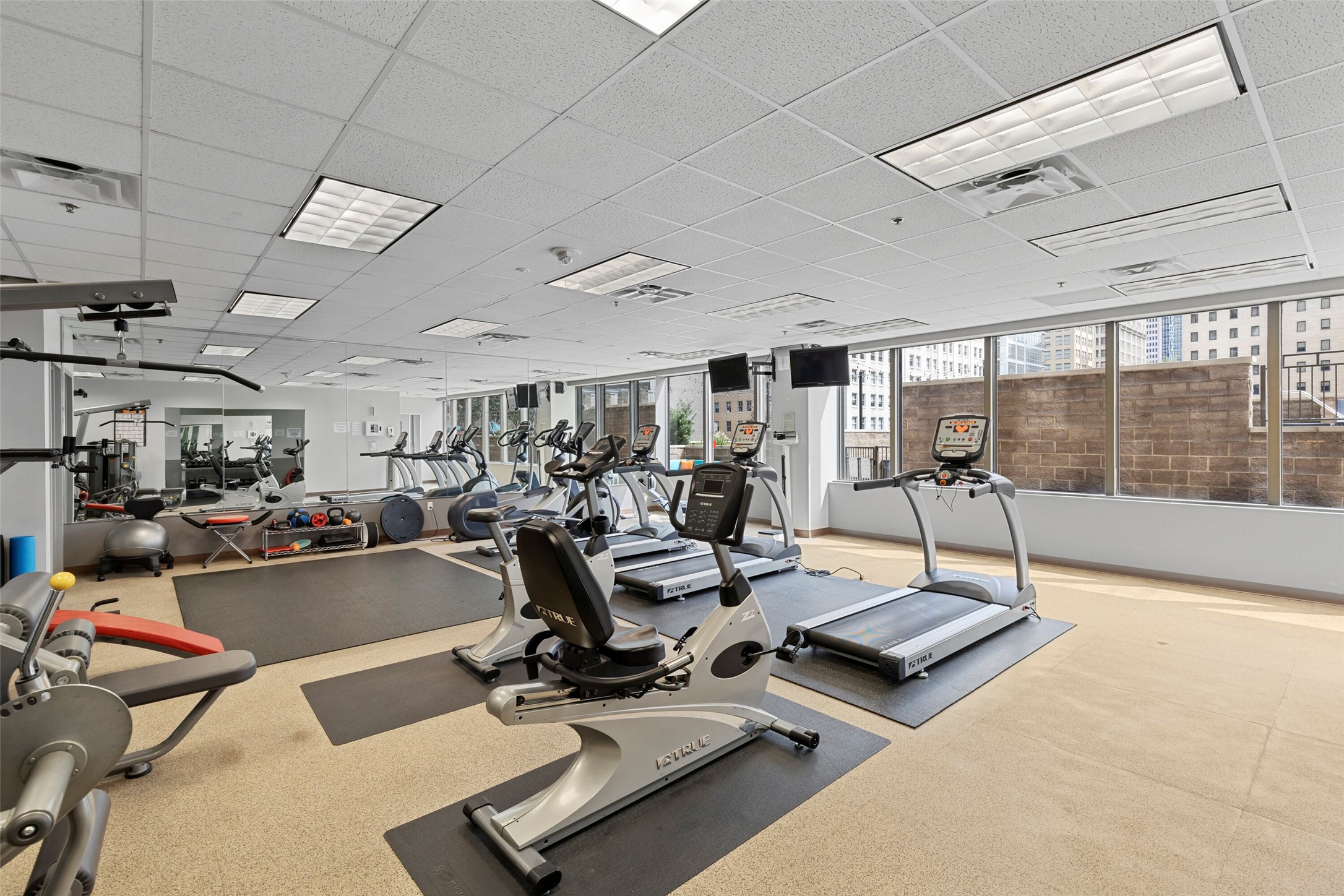 1200 Main Street 1802