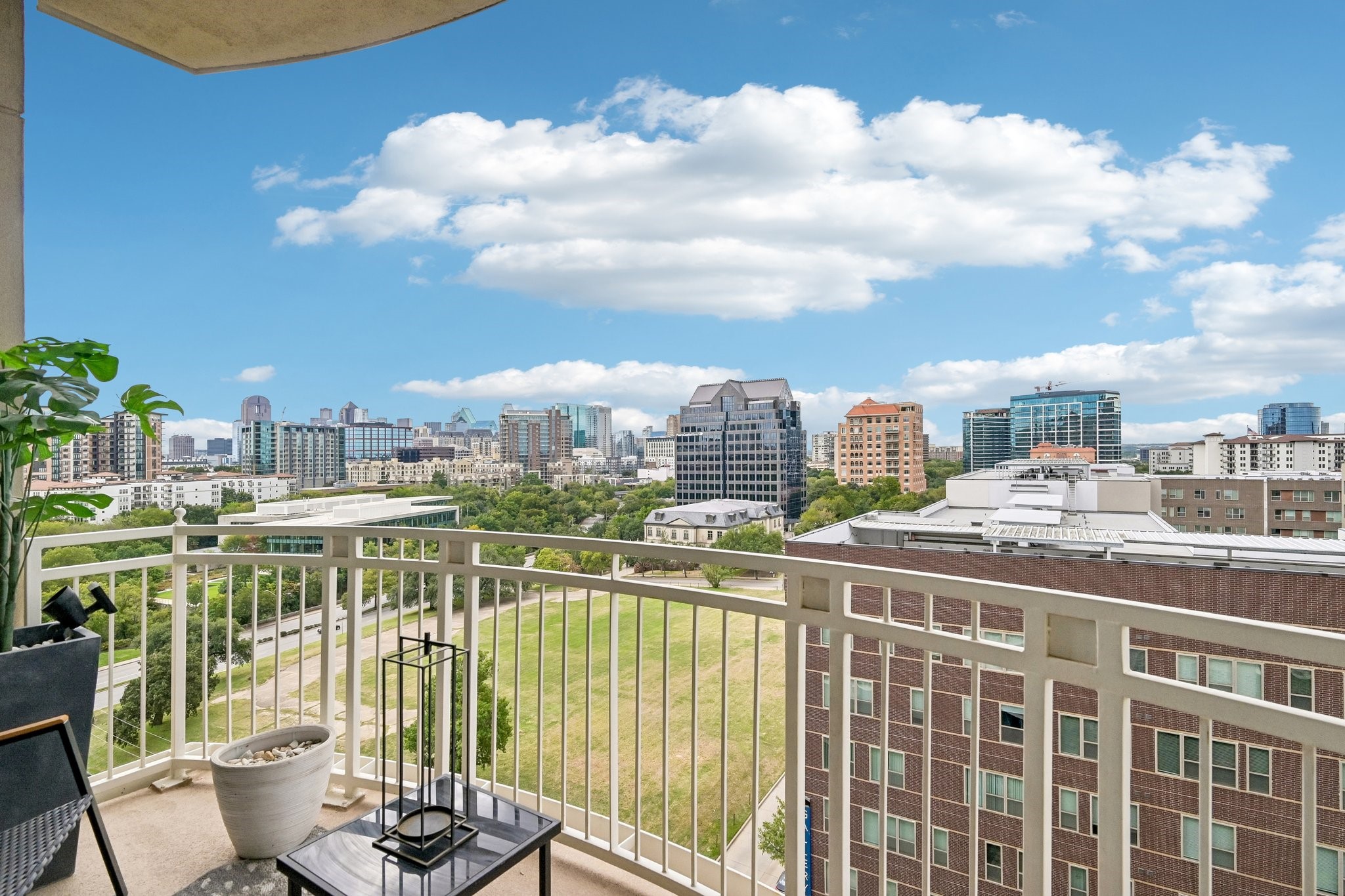 3225 Turtle Creek Boulevard 914