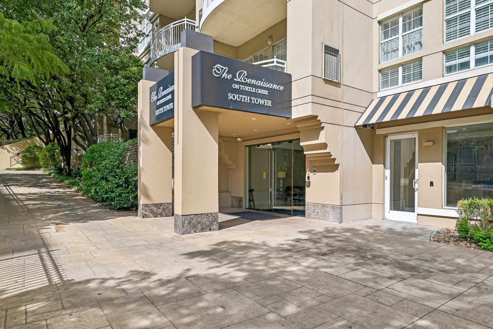 3225 Turtle Creek Boulevard 914