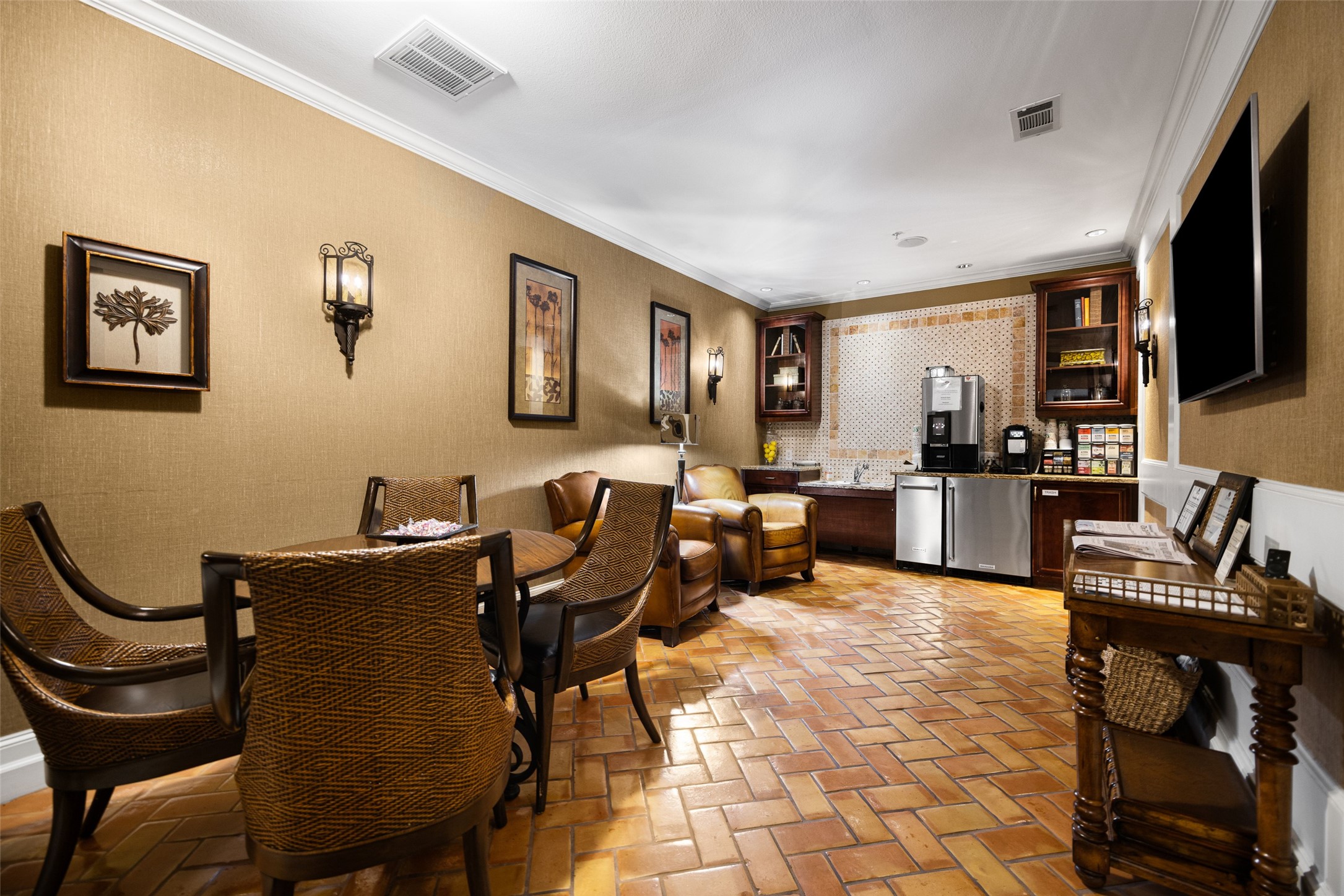 8616 Turtle Creek Boulevard 516