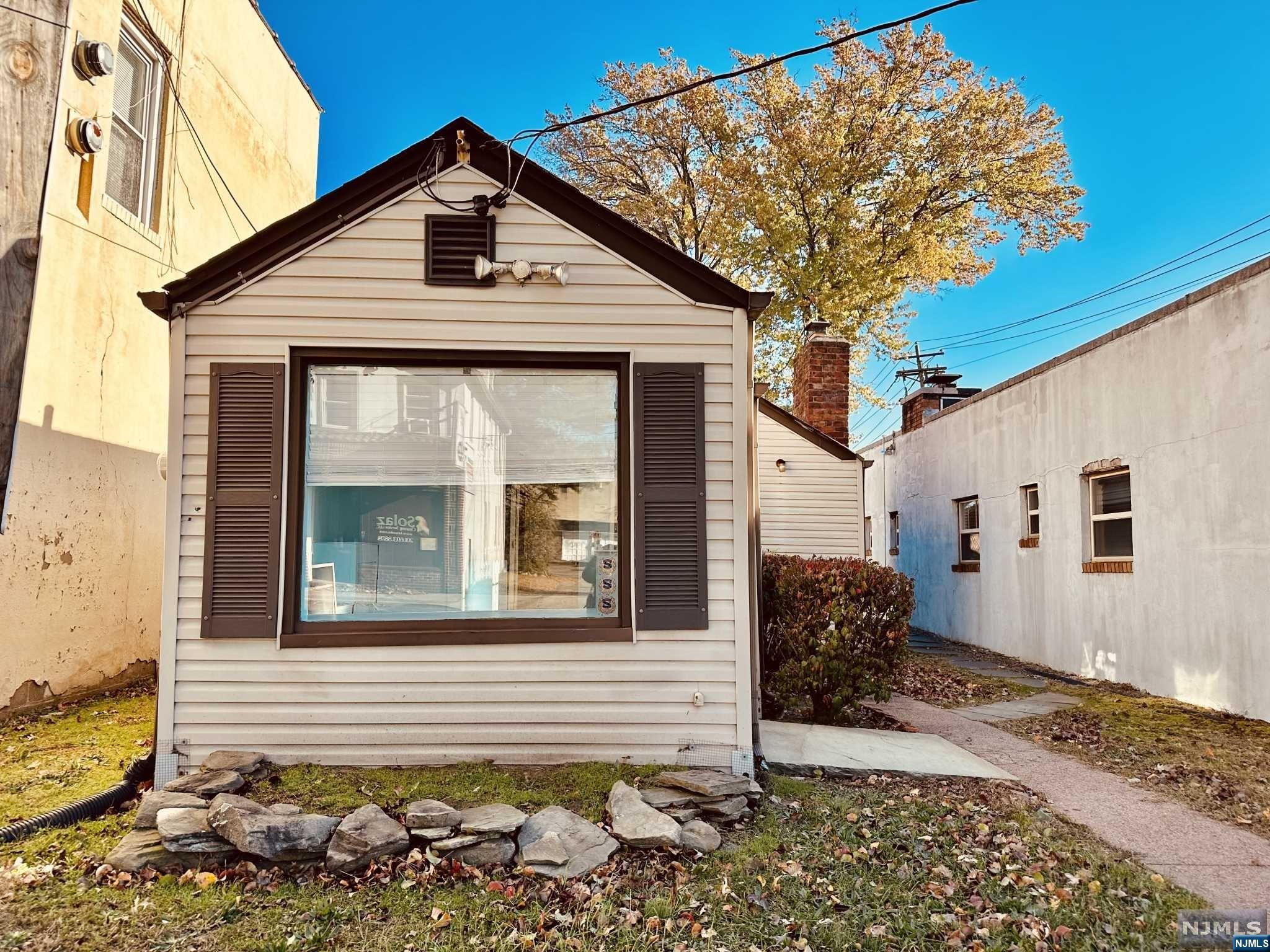 59-63 N Washington Avenue