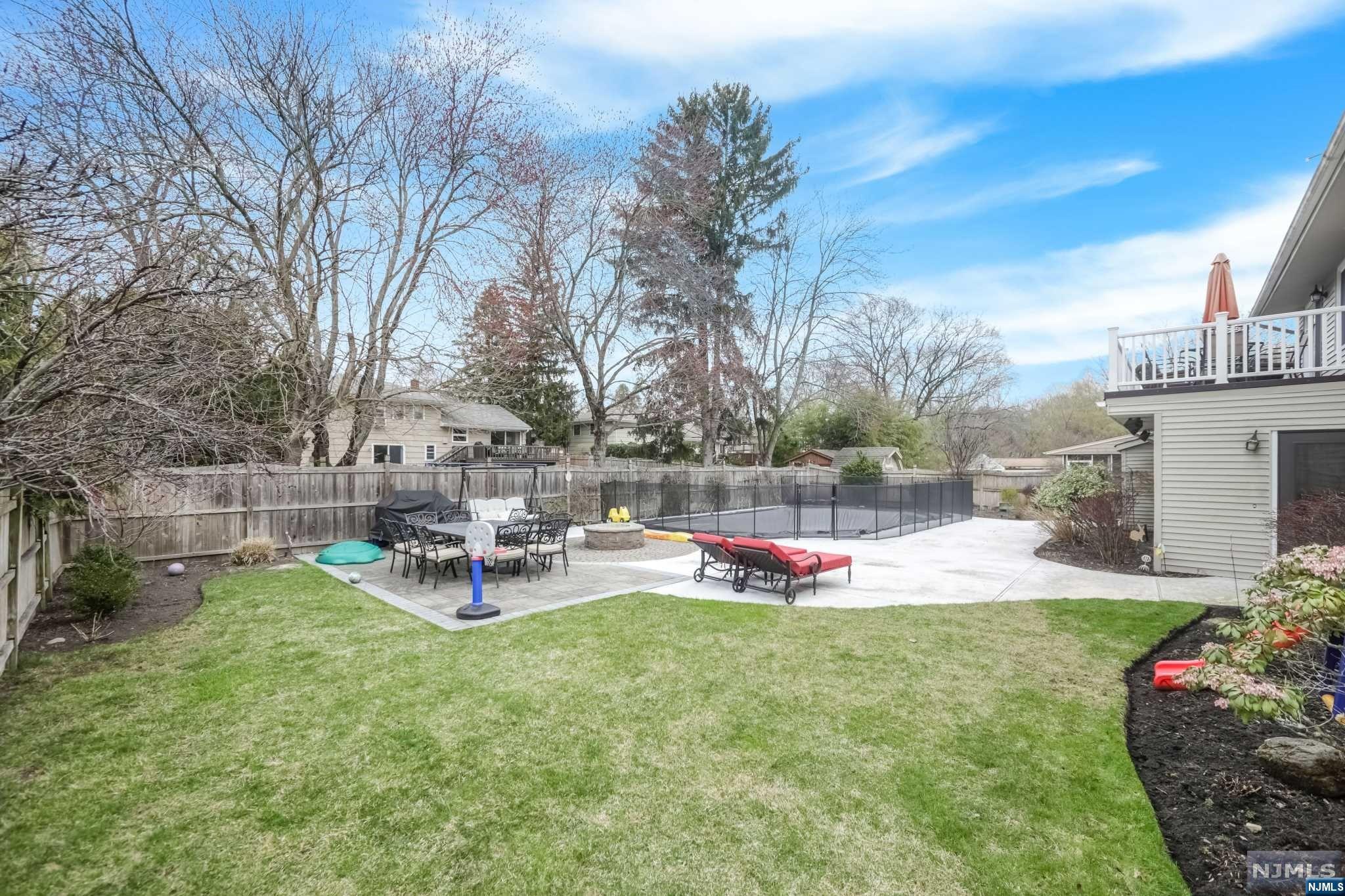 44 Ruckner Road