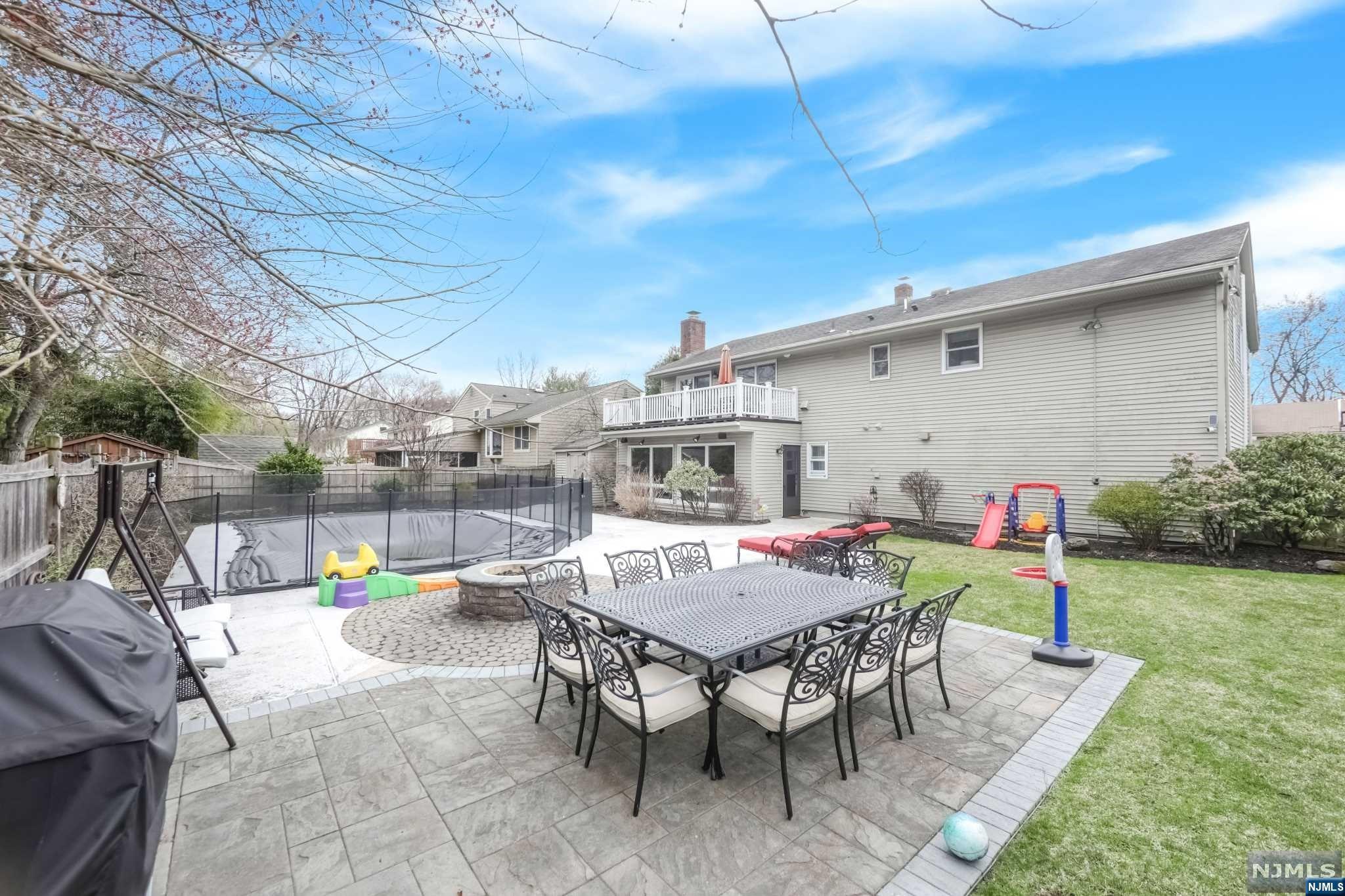 44 Ruckner Road