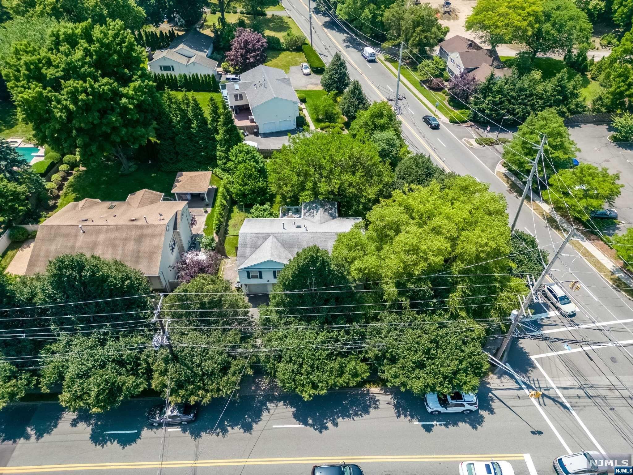 248 Oradell Avenue