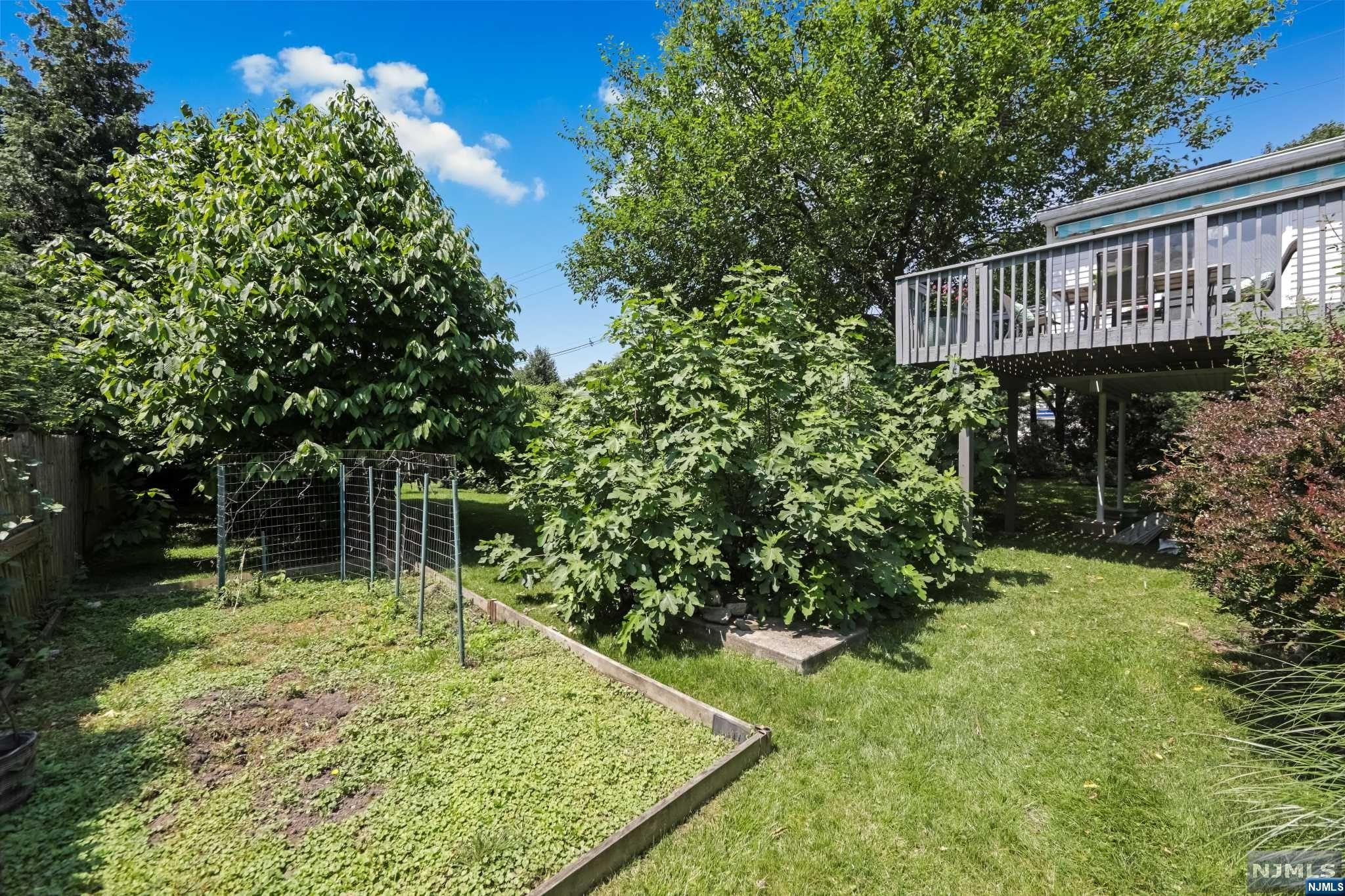 248 Oradell Avenue
