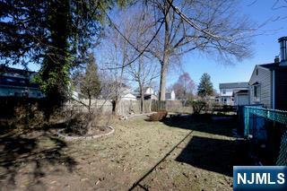 395 Hickory Avenue