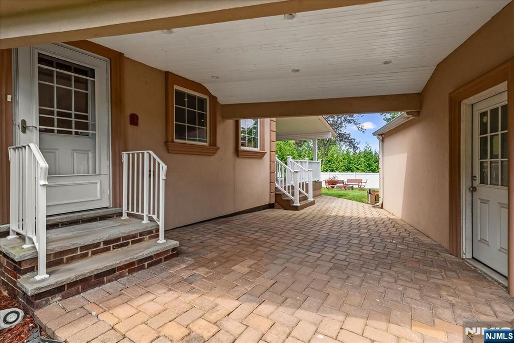 541 Forest Avenue