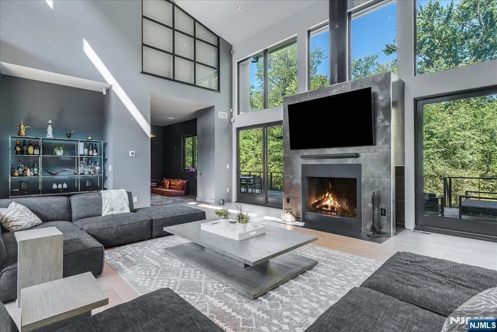176 Edson Terrace