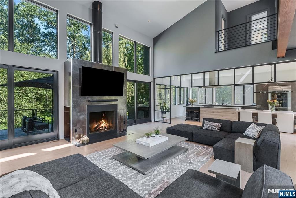 176 Edson Terrace