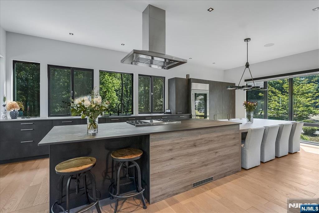 176 Edson Terrace