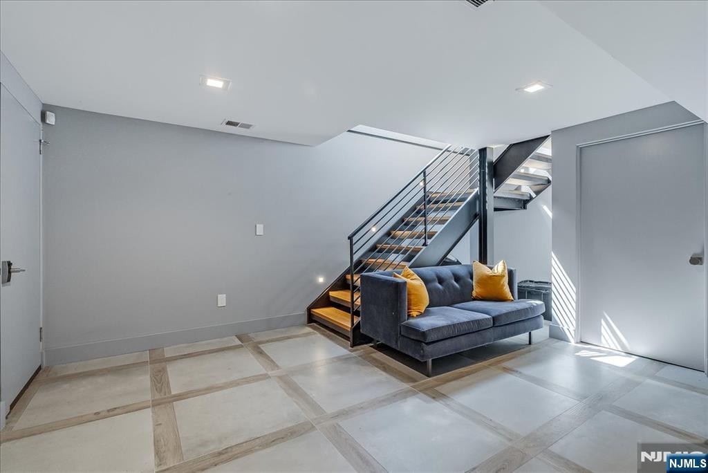 176 Edson Terrace