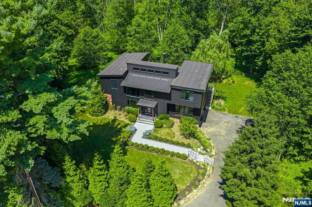 176 Edson Terrace