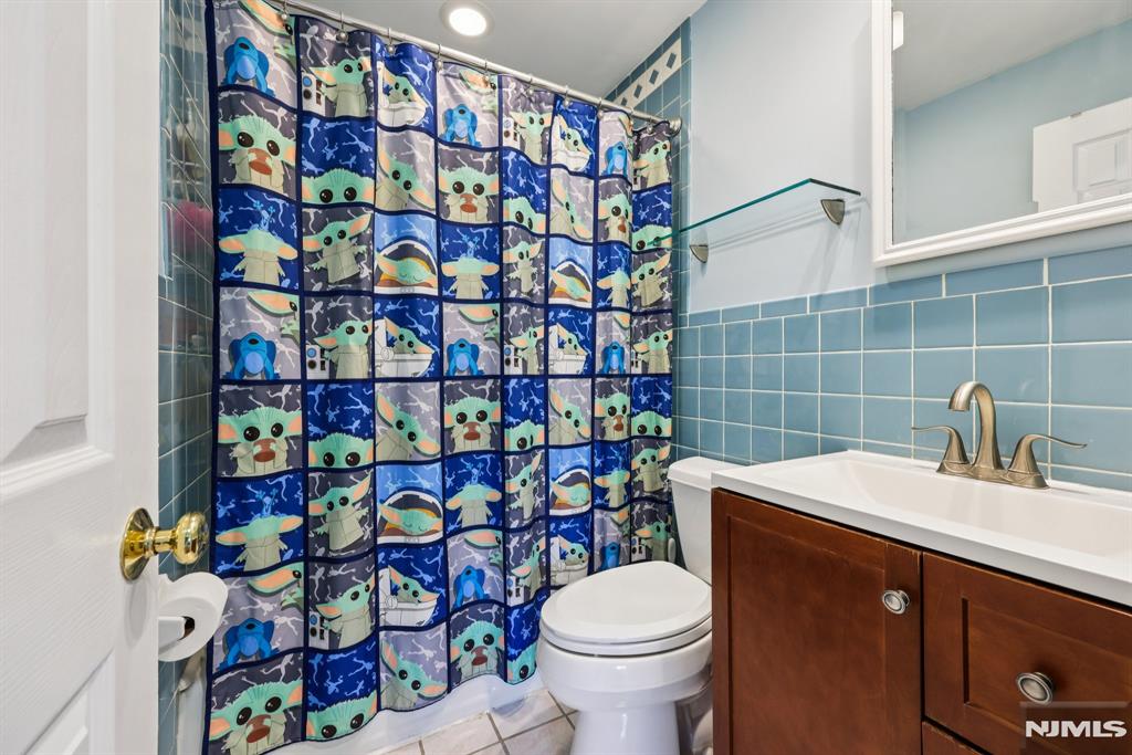 12-11 Scribner Road